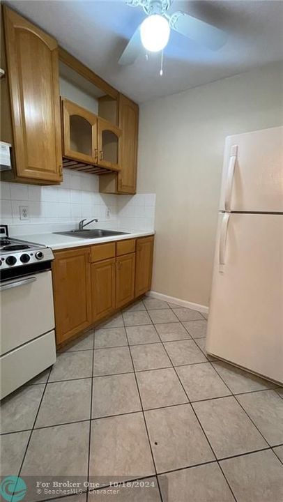 For Rent: $1,600 (0 beds, 1 baths, 500 Square Feet)