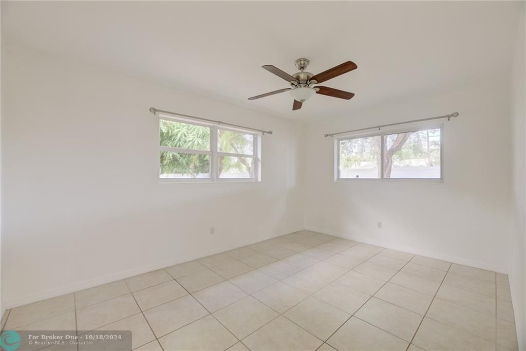 For Rent: $4,500 (3 beds, 2 baths, 1588 Square Feet)