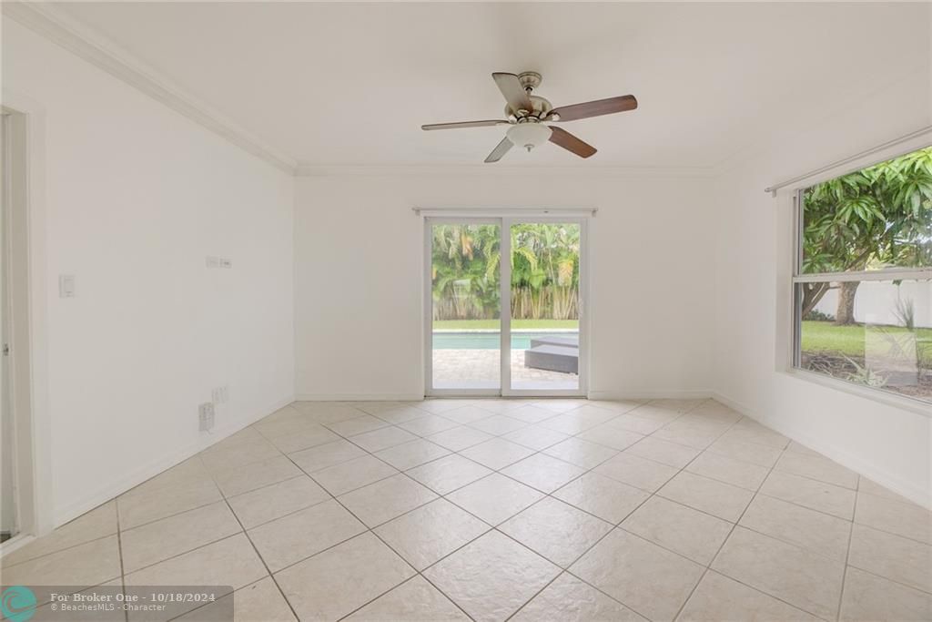 For Rent: $4,500 (3 beds, 2 baths, 1588 Square Feet)