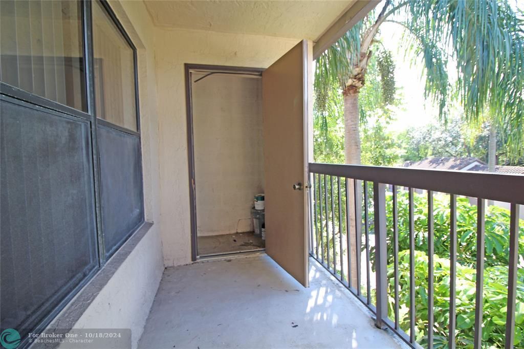 For Rent: $1,600 (1 beds, 1 baths, 620 Square Feet)