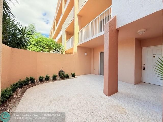 En Venta: $349,000 (2 camas, 2 baños, 1500 Pies cuadrados)