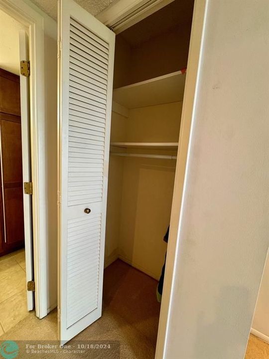 В аренду: $1,750 (1 спален, 1 ванн, 960 Квадратных фут)