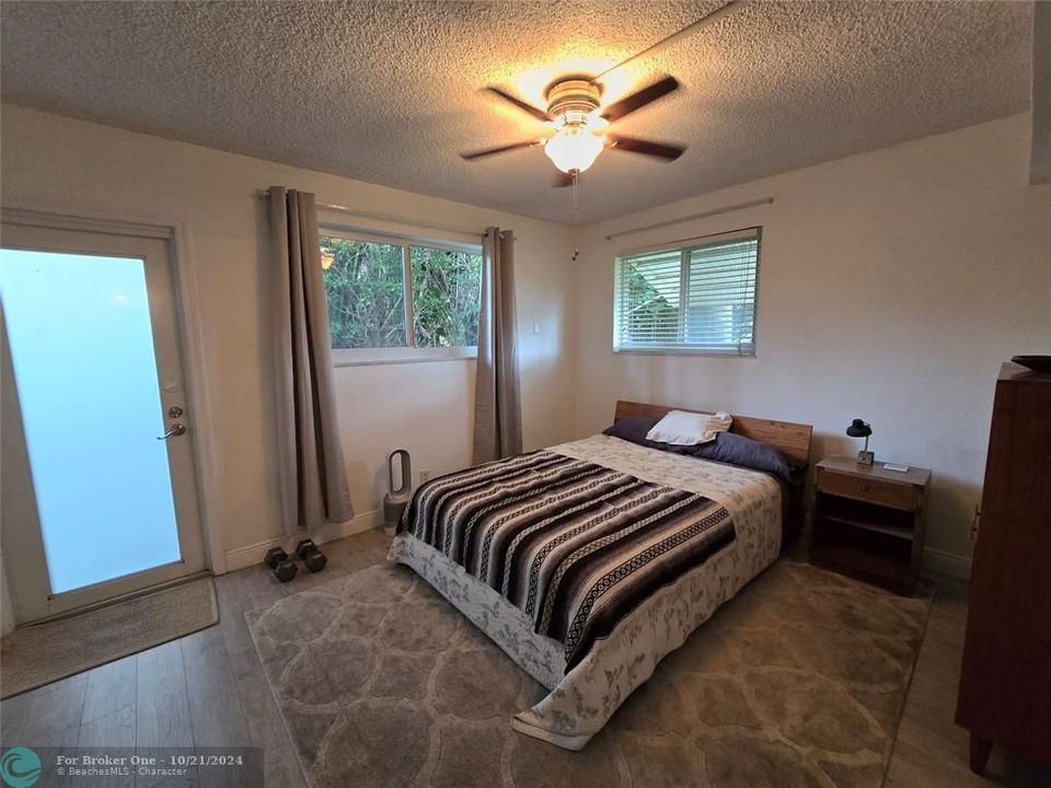 For Sale: $170,000 (1 beds, 1 baths, 600 Square Feet)