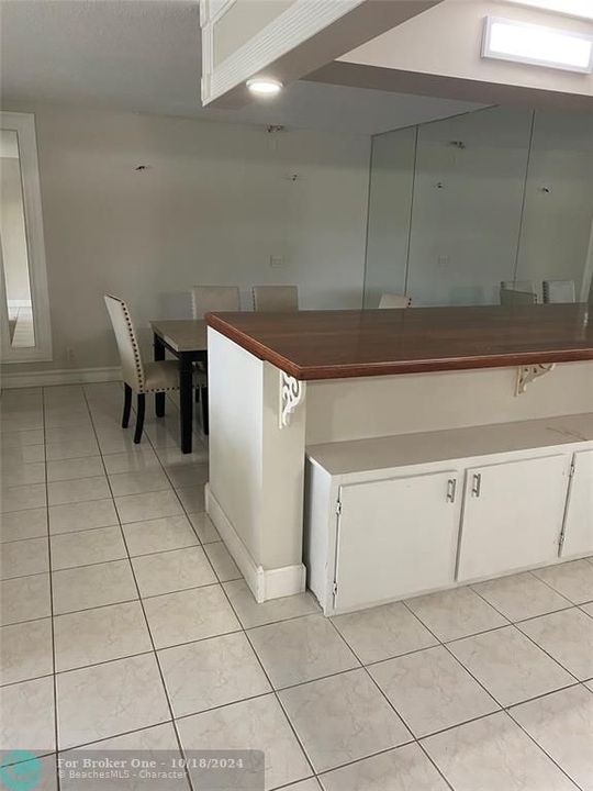 En Venta: $259,000 (3 camas, 2 baños, 1468 Pies cuadrados)