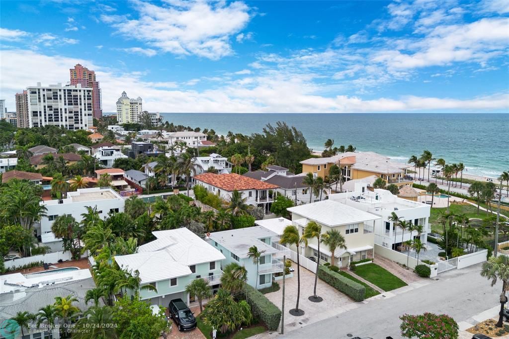 For Sale: $2,600,000 (3 beds, 2 baths, 1896 Square Feet)