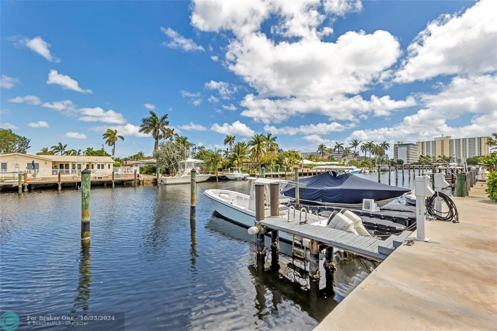 For Sale: $1,595,000 (3 beds, 3 baths, 2847 Square Feet)