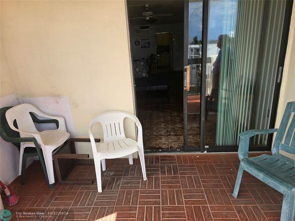 En Venta: $280,000 (2 camas, 2 baños, 957 Pies cuadrados)