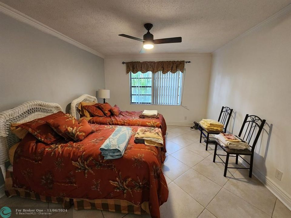 For Rent: $2,100 (2 beds, 2 baths, 936 Square Feet)