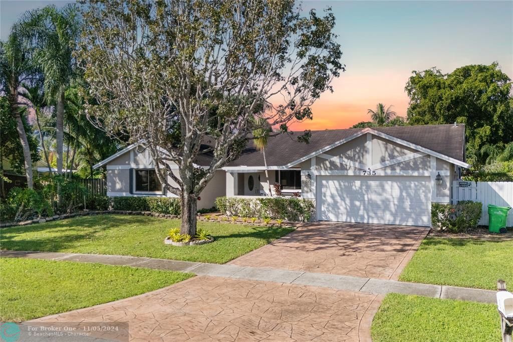 For Sale: $850,000 (4 beds, 2 baths, 2246 Square Feet)