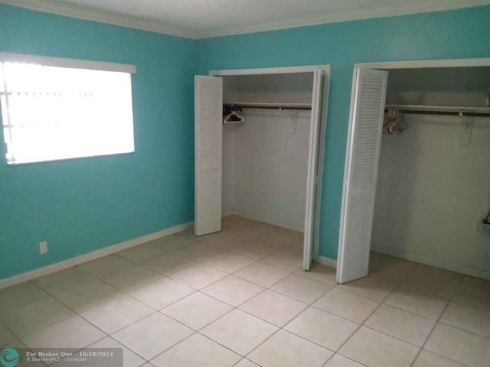 For Sale: $1,500 (1 beds, 1 baths, 550 Square Feet)