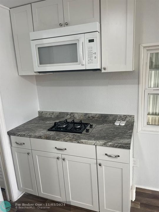 For Rent: $2,050 (1 beds, 1 baths, 0 Square Feet)