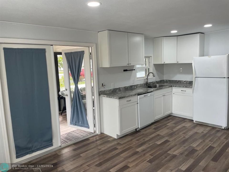 For Rent: $2,050 (1 beds, 1 baths, 0 Square Feet)