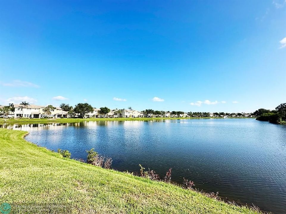 For Sale: $399,000 (3 beds, 2 baths, 1671 Square Feet)