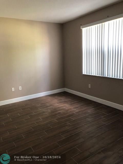 For Rent: $2,750 (2 beds, 2 baths, 1118 Square Feet)