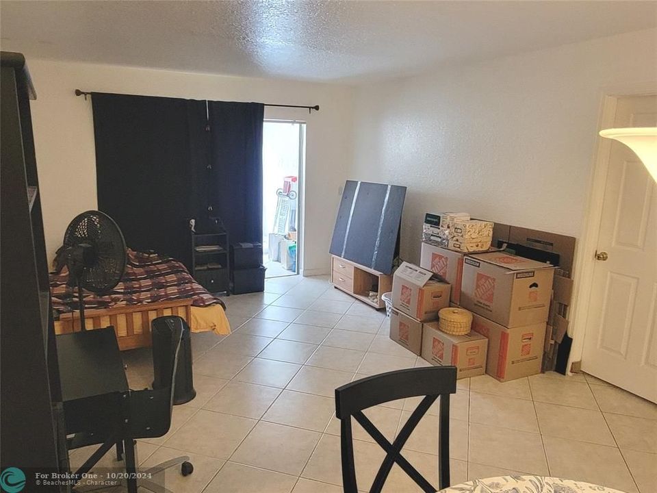 En Venta: $132,000 (1 camas, 1 baños, 924 Pies cuadrados)