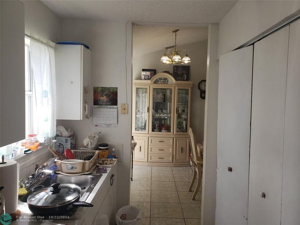 En Venta: $489,900 (3 camas, 2 baños, 1205 Pies cuadrados)