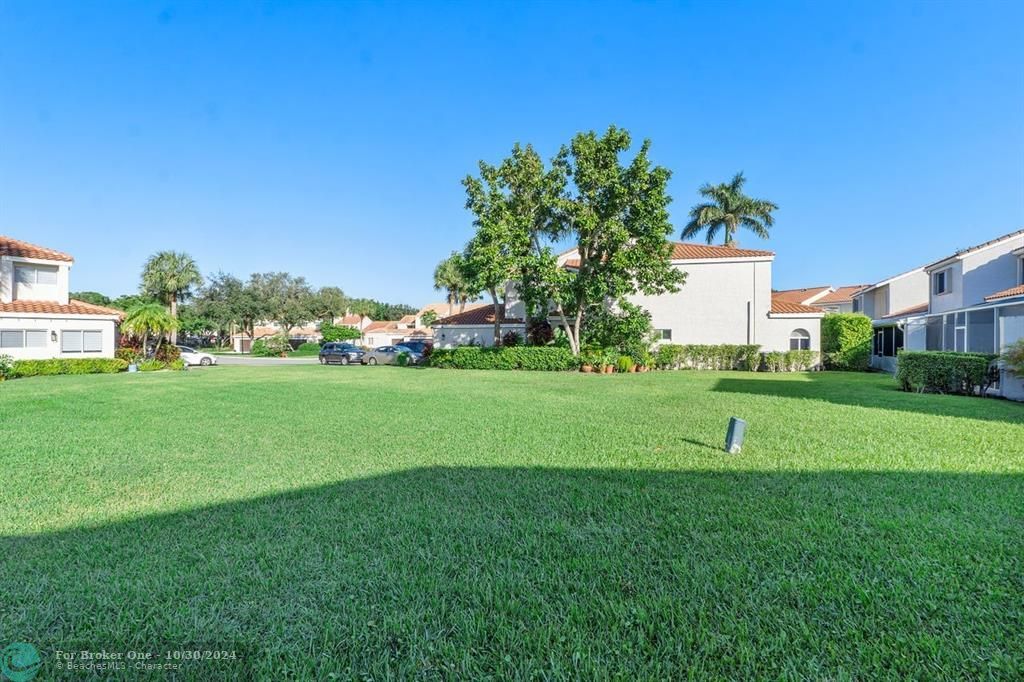 For Sale: $530,000 (3 beds, 2 baths, 1603 Square Feet)