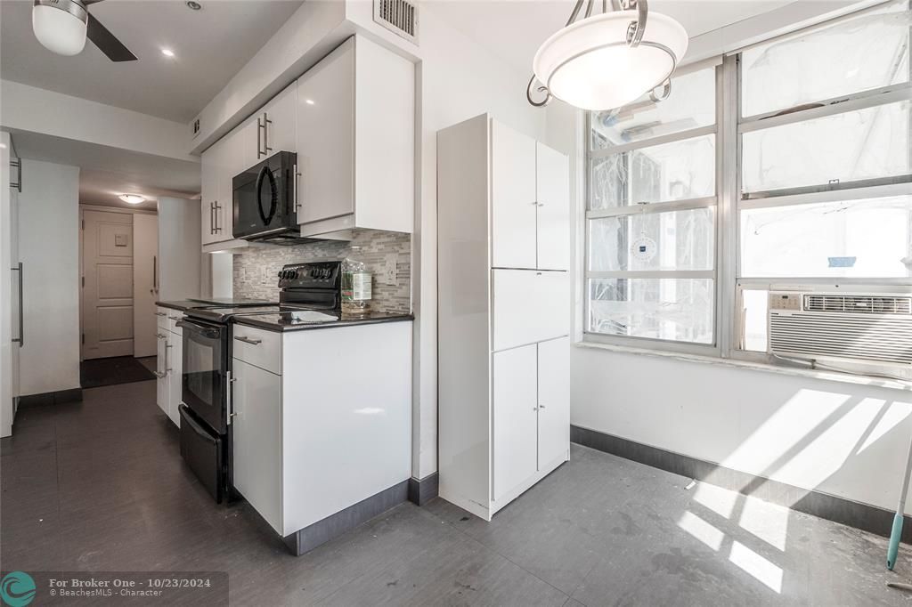 For Sale: $789,900 (2 beds, 2 baths, 1650 Square Feet)