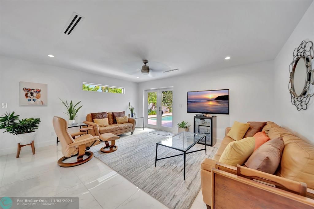 Active With Contract: $1,800,000 (4 beds, 3 baths, 2750 Square Feet)