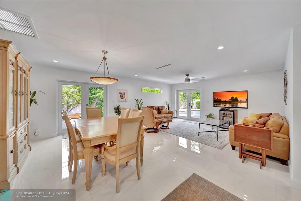 Active With Contract: $1,800,000 (4 beds, 3 baths, 2750 Square Feet)