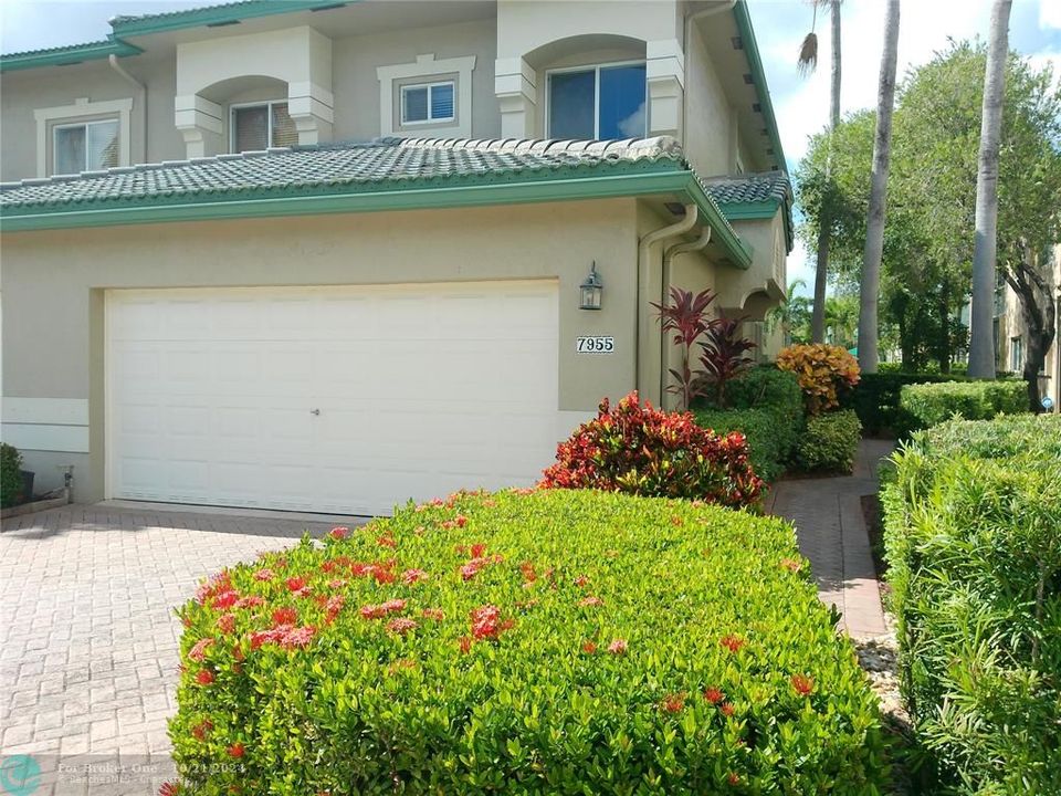 For Sale: $449,900 (3 beds, 2 baths, 2507 Square Feet)