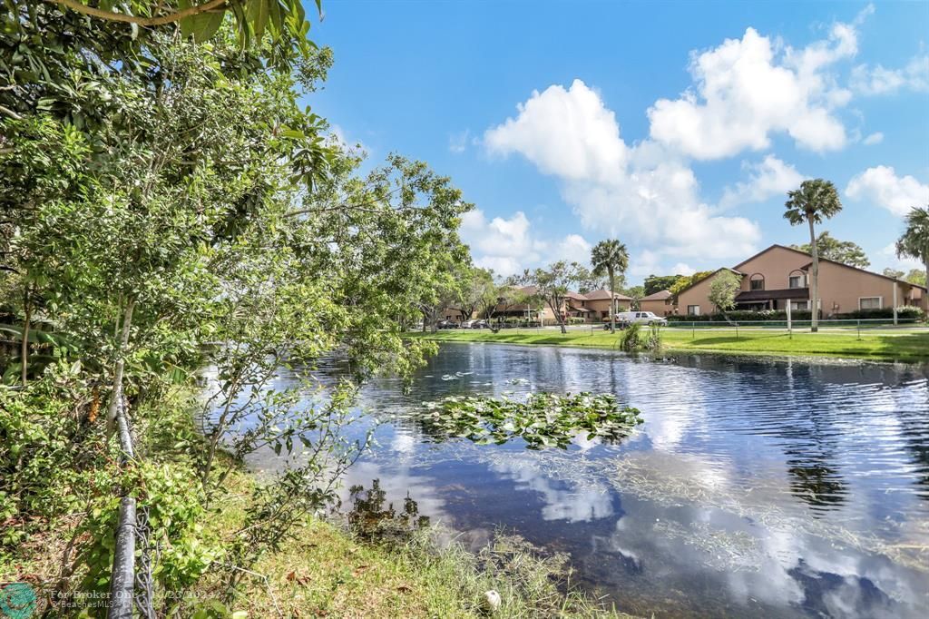 For Sale: $580,000 (3 beds, 2 baths, 1662 Square Feet)