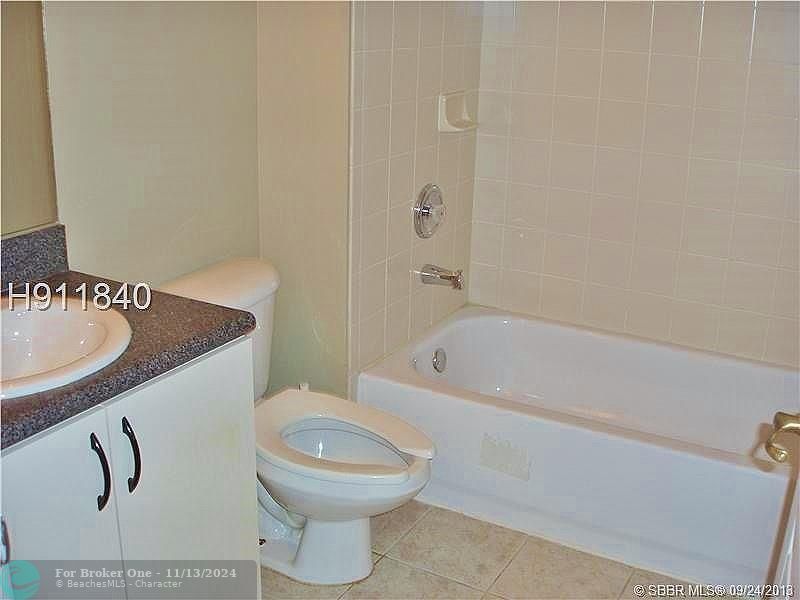 For Rent: $3,100 (3 beds, 2 baths, 1661 Square Feet)