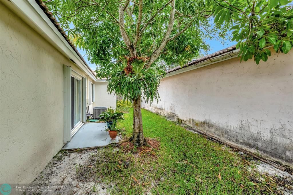 For Sale: $510,000 (3 beds, 2 baths, 1330 Square Feet)