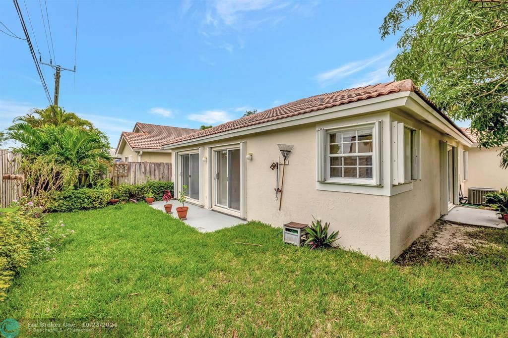 For Sale: $510,000 (3 beds, 2 baths, 1330 Square Feet)