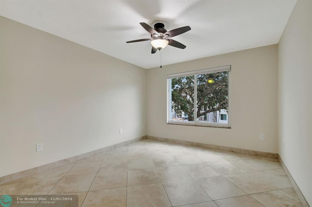 For Rent: $2,850 (3 beds, 2 baths, 1233 Square Feet)