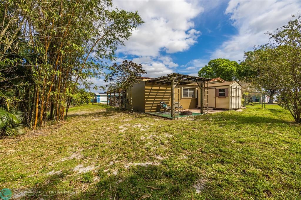 For Sale: $640,000 (3 beds, 2 baths, 1940 Square Feet)