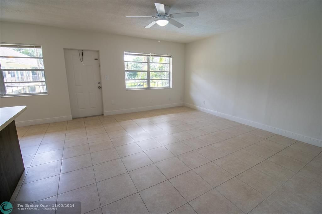 For Rent: $1,950 (2 beds, 1 baths, 0 Square Feet)