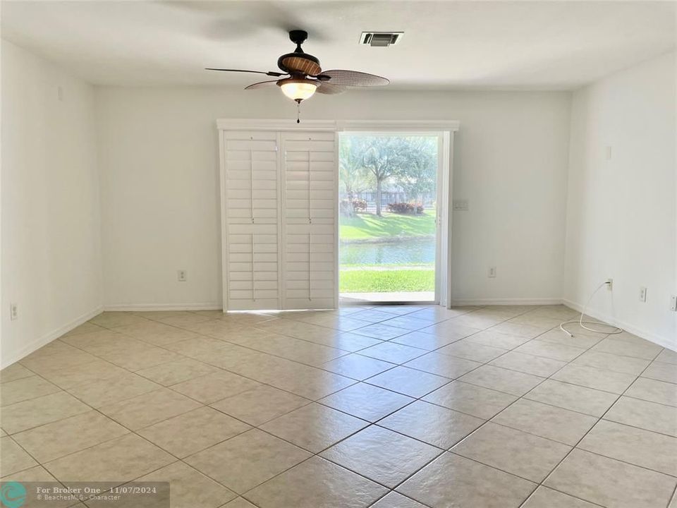 For Rent: $2,800 (2 beds, 2 baths, 1230 Square Feet)