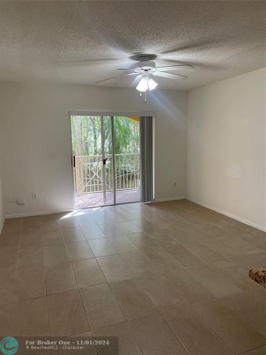 For Rent: $2,050 (2 beds, 2 baths, 1130 Square Feet)