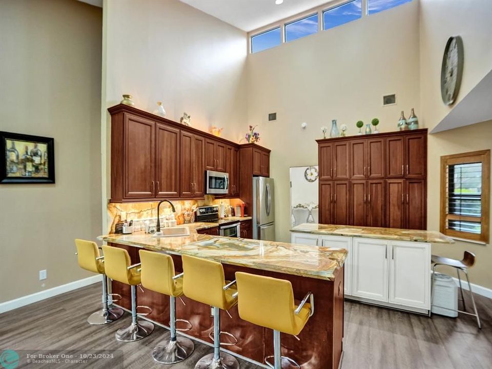 For Sale: $769,000 (4 beds, 2 baths, 2700 Square Feet)