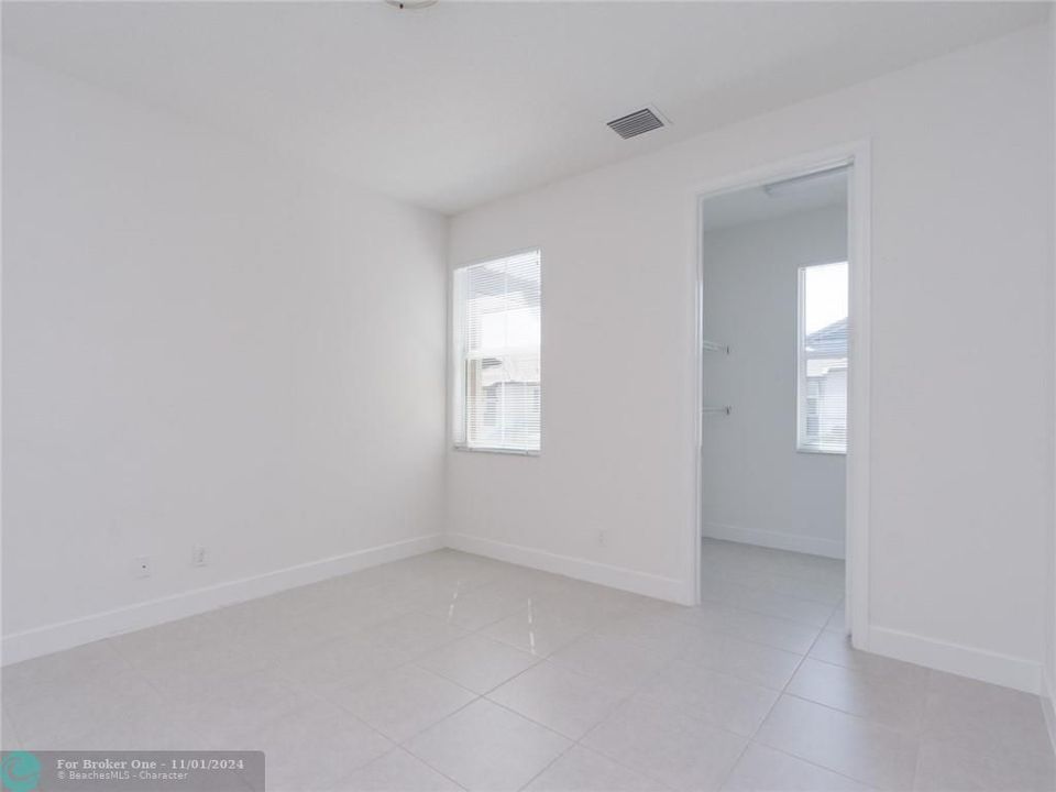 For Rent: $4,600 (3 beds, 2 baths, 2106 Square Feet)