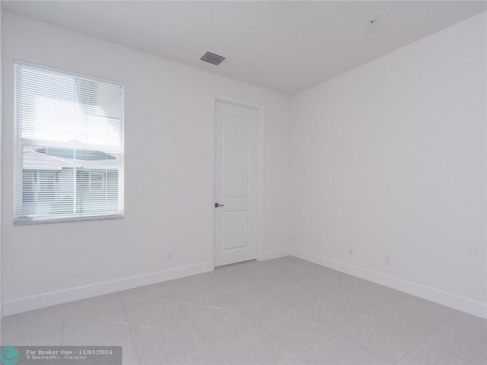 For Rent: $4,600 (3 beds, 2 baths, 2106 Square Feet)