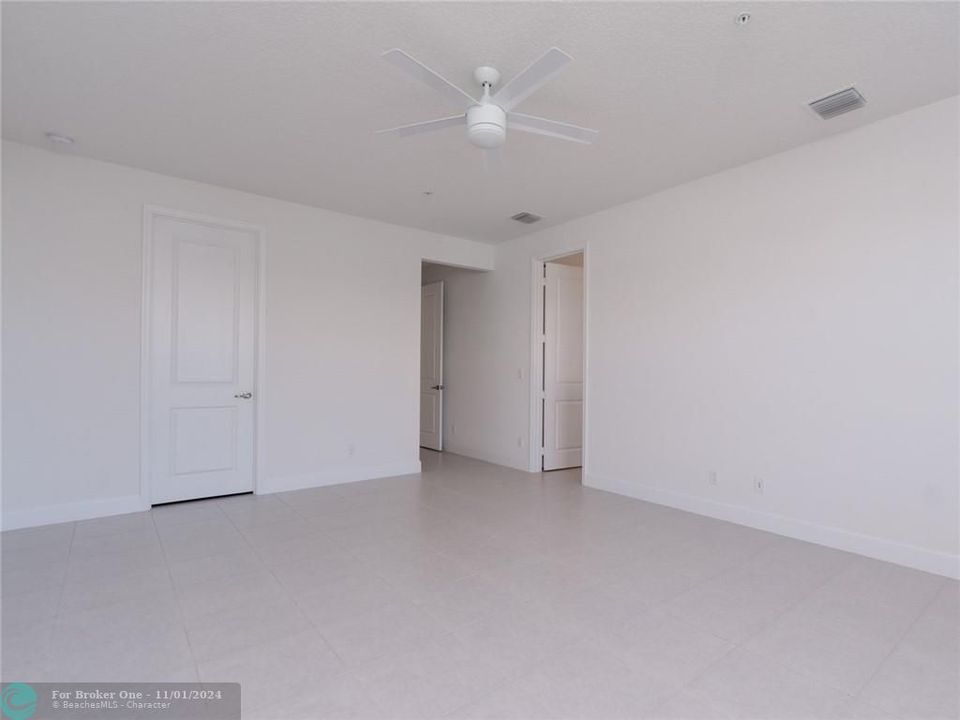 For Rent: $4,600 (3 beds, 2 baths, 2106 Square Feet)