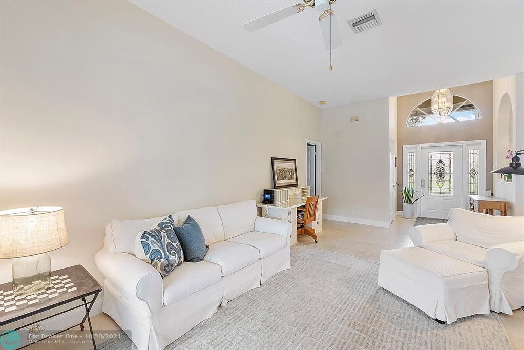 For Sale: $725,000 (4 beds, 2 baths, 2208 Square Feet)