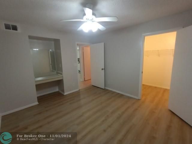 For Rent: $1,950 (2 beds, 2 baths, 1024 Square Feet)