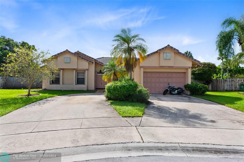 For Sale: $869,900 (4 beds, 2 baths, 3376 Square Feet)