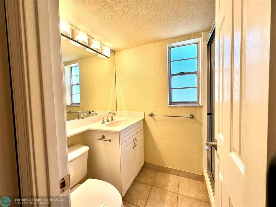 For Rent: $2,600 (2 beds, 2 baths, 1150 Square Feet)