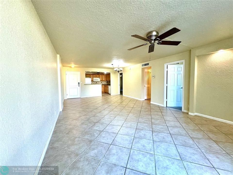 For Rent: $2,600 (2 beds, 2 baths, 1150 Square Feet)