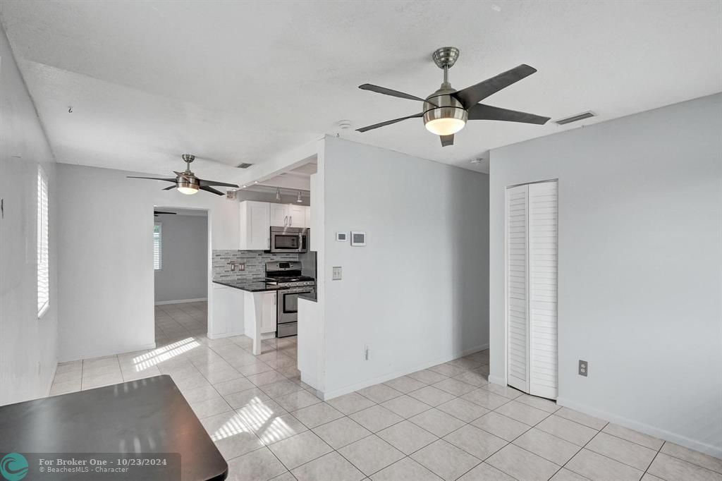 For Sale: $525,000 (4 beds, 2 baths, 1722 Square Feet)