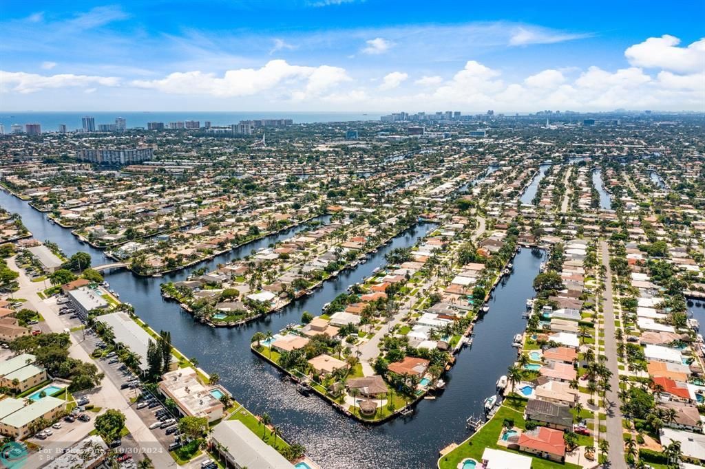 For Sale: $1,999,000 (4 beds, 3 baths, 2779 Square Feet)