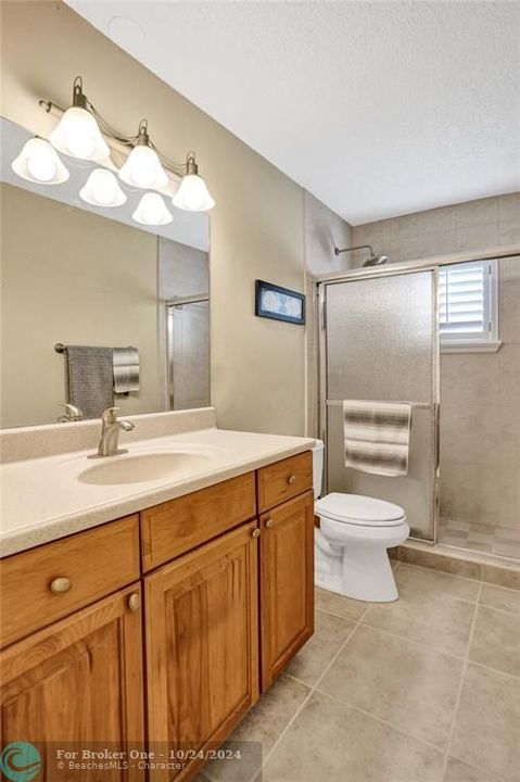 For Sale: $395,000 (2 beds, 2 baths, 1398 Square Feet)