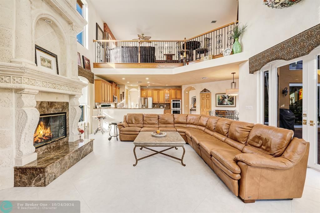 For Sale: $1,900,000 (5 beds, 4 baths, 4779 Square Feet)