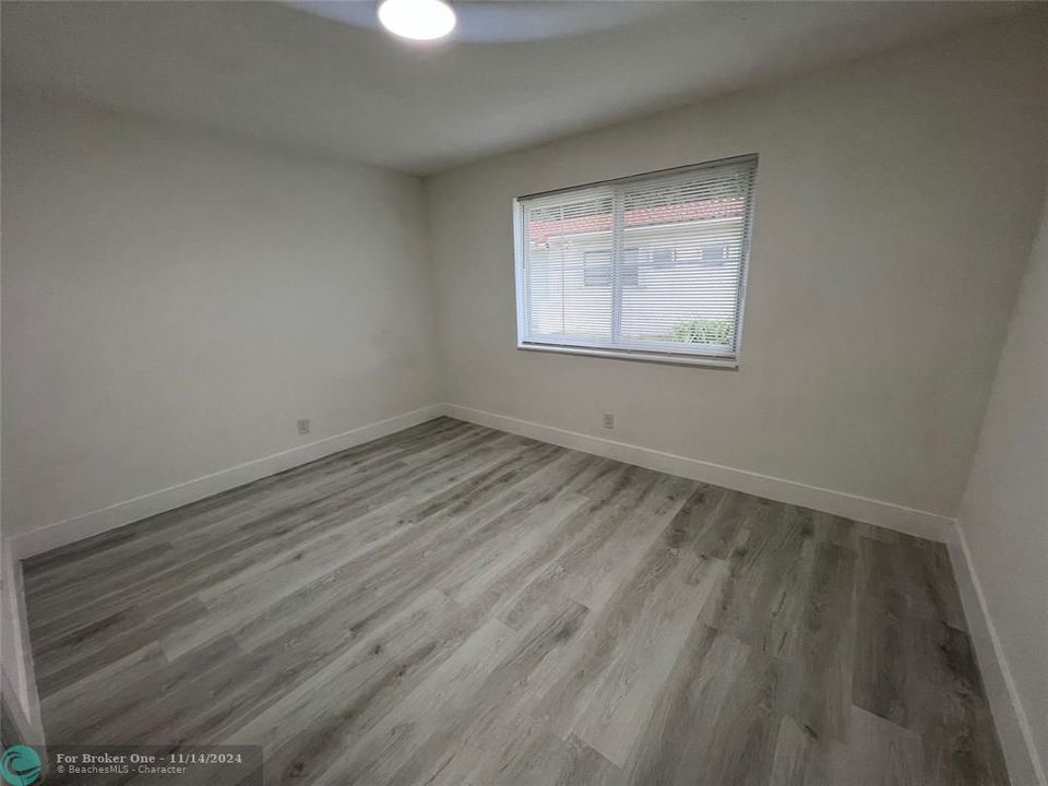 En Venta: $2,500 (2 camas, 1 baños, 900 Pies cuadrados)