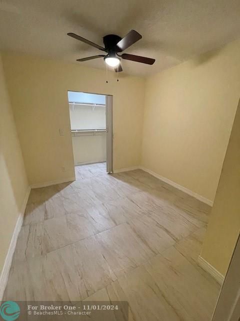 For Rent: $1,200 (0 beds, 1 baths, 1132 Square Feet)