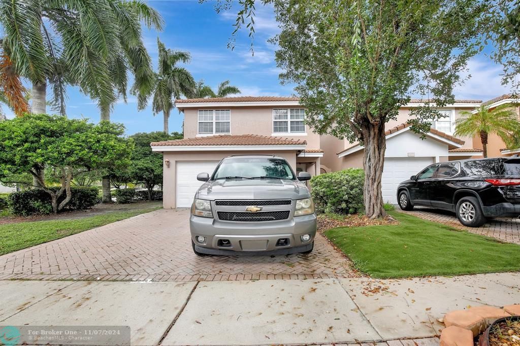 For Sale: $540,000 (3 beds, 2 baths, 1815 Square Feet)